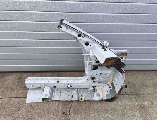 BMW 2 Series F22/F23 (2013-2020) Vänster sida metalliskt sidokjolskydd 41007342127,7342127 32616291