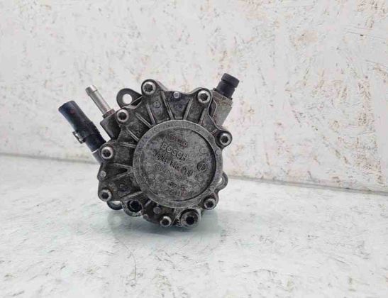 VOLKSWAGEN Passat B6 (2005-2010) Vakuumpump 03G145209C 31437764