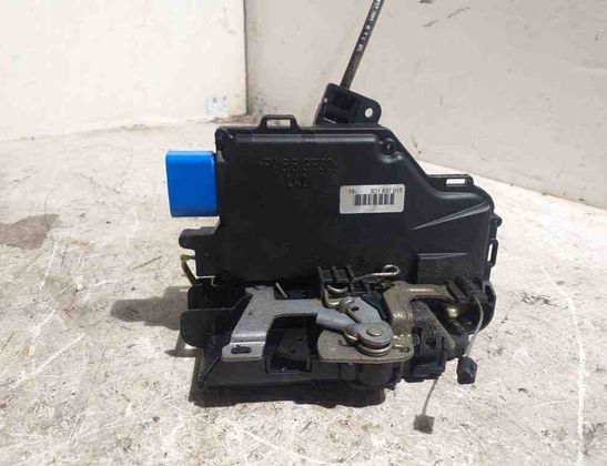 VOLKSWAGEN Golf Plus 1 generation (2004-2009) Främre vänstra dörrlås 3D1837015 31470852