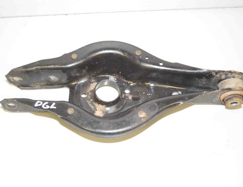 BMW 3 Series F30/F31 (2011-2020) Bakre höger H-formad gaffel 6792545,33326867540,6867540,33326884694,6884694 24450447