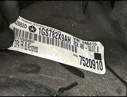 DODGE Durango 3 generation (2010-2024) Främre höger dörrpanel 1GS782X9AH,446415 32831161