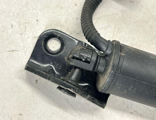 FORD USA Escape 4 generation (2019-2024) Höger baklucka gasfjäderben LJ6BS402A54AE 32966185