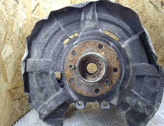 BMW 5 Series F10/F11 (2009-2017) Bakre höger hjulnav 6784901 31148274