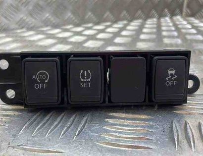 NISSAN Juke YF15 (2010-2020) ASR-omkopplare 681RVBV80A 31833627