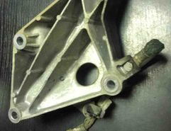 BMW 1 Series E81/E82/E87/E88 (2004-2013) Motorfäste på vänster sida 6775041 11304274