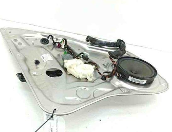 MERCEDES-BENZ C-Class W204/S204/C204 (2004-2015) Fönsterhiss för höger bakdörr A2048204302,A2044401705,A2129004206 24657549