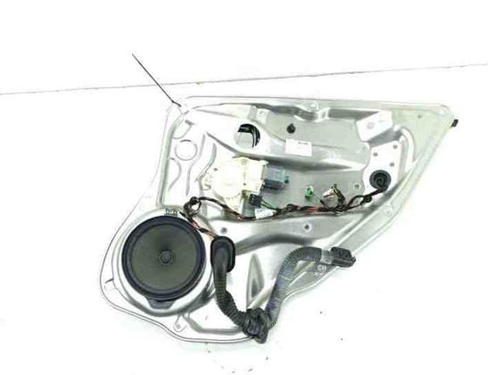 MERCEDES-BENZ C-Class W204/S204/C204 (2004-2015) Fönsterhiss för höger bakdörr A2048204302,A2044401705,A2129004206 24657549