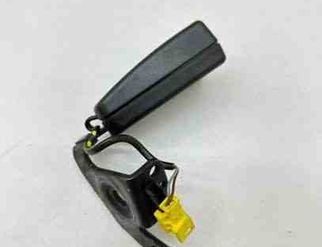 MERCEDES-BENZ C-Class W204/S204/C204 (2004-2015) Bakre mittsätesspänne A2048602569 25049194