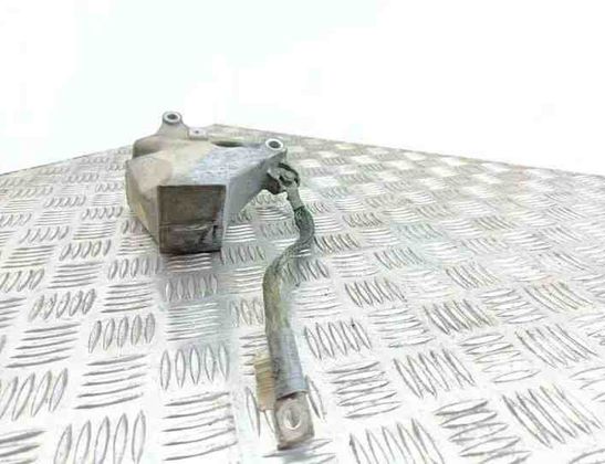 BMW 3 Series E90/E91/E92/E93 (2004-2013) Motorfäste på vänster sida 6775041 25052202