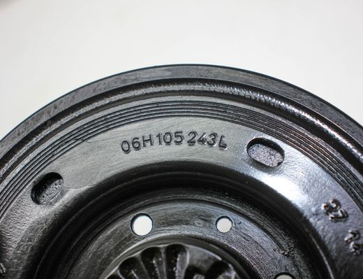 AUDI Q3 8U (2011-2020) Vevaxel remskiva 06H105243L 33005297