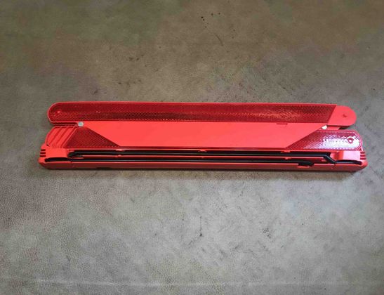 MERCEDES-BENZ C-Class W204/S204/C204 (2004-2015) Varnings triangel A2048900197 13912892