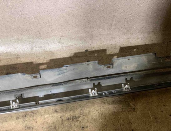 AUDI A8 D4/4H (2010-2018) Höger sidokjol 4H4853856B 32459298