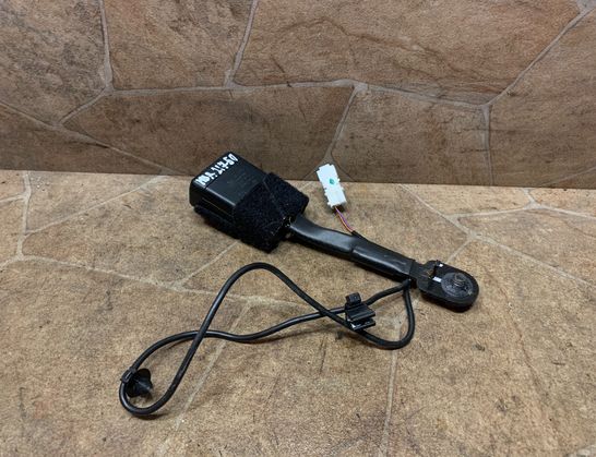 BMW 2 Series Active Tourer F45 (2014-2018) Främre höger sätesspänne 7313299 32821445