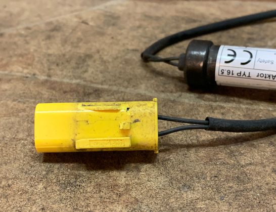 MERCEDES-BENZ SLK-Class R172 (2011-2020) Krockkudde för fotgängare (SRS) A1728870510 32827319