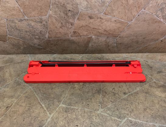 MERCEDES-BENZ C-Class W204/S204/C204 (2004-2015) Varnings triangel A2048900197 32972747