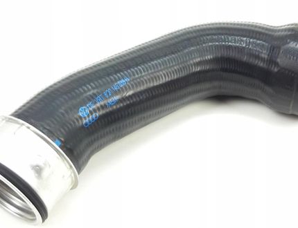 VOLKSWAGEN Polo 4 generation (2001-2009) Höger sida mellan kylarslang 6Q0145838H 32846093