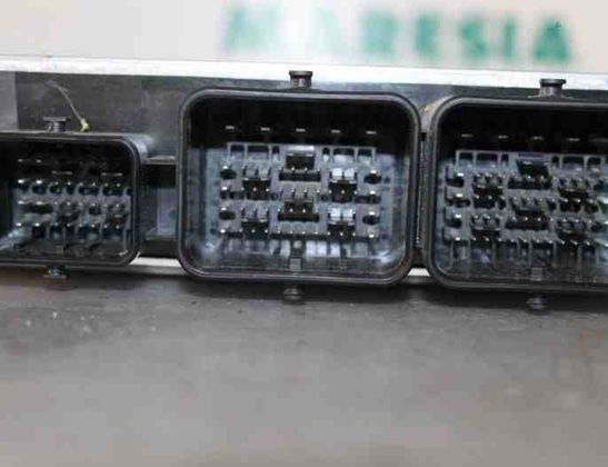 PEUGEOT 208 Peugeot 208 (2012-2015) Motorstyrenhet ECU 9800913080,1608084780,1612859880,9805321980,V29033054A,1611426880,1608326180 27658035