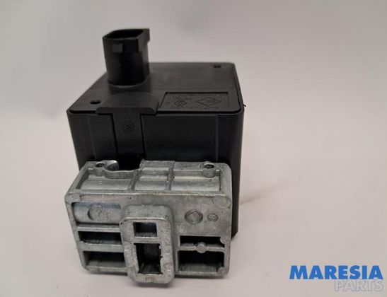 RENAULT Scenic 3 generation (2009-2015) Motorstyrenhet ECU 285909828R,487004399R,7701209427,8200604932,237100745R,251503211R,251506978R,284B12041R,8200589080 32829173