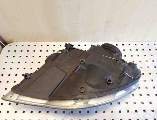 VOLKSWAGEN Touareg 1 generation (2002-2010) Fram höger strålkastare 7L6941032A 26127526