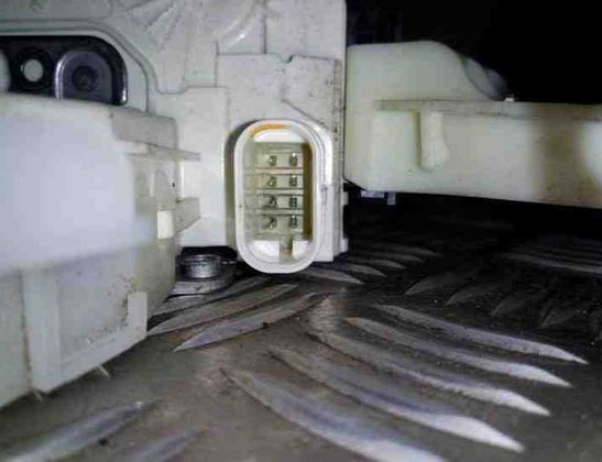 MERCEDES-BENZ E-Class W212/S212/C207/A207 (2009-2016) Bakre höger dörrlås A2047302235 26129637