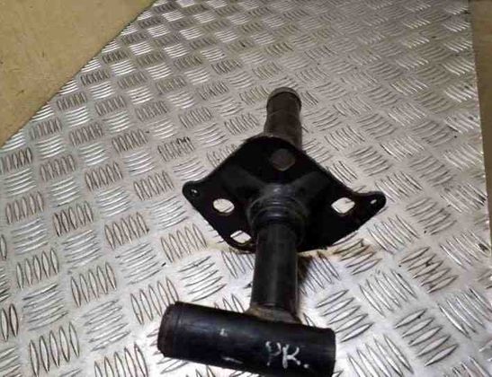 BMW 5 Series E39 (1995-2004) Främre vänster stötfångarfäste 8139359 26137370