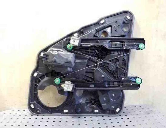 PORSCHE Cayenne 958 (2010-2018) Fönsterhiss för höger bakdörr 7P5839756B 26223966