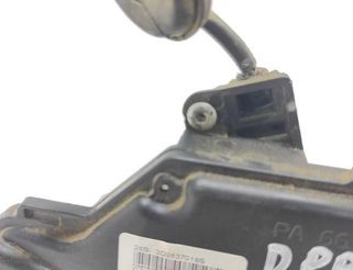 VOLKSWAGEN Caddy 3 generation (2004-2015) Främre höger dörrlås 3D2837016S 33023630