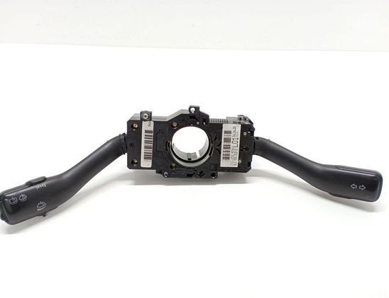 SKODA Fabia 1 generation  (2004-2007) Indikeringstorkarspaksbrytare 8L0953513G 33029324