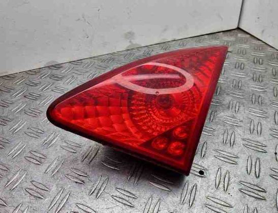 PEUGEOT 3008 1 generation (2010-2016) Höger Baklucka Bakljus 9683460980 24173315