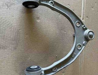 VOLKSWAGEN Touareg 2 generation (2010-2018) Främre höger övre kontrollarm 7P0407021 31424726