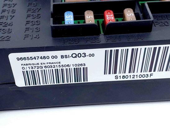 CITROËN C4 2 generation (2010-2024) Säkringsdosa 9665547480 22978070