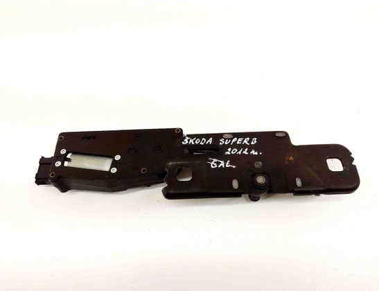 SKODA Superb 2 generation (2008-2015) Baklucka Soft Close Motor 4F9827383E 27962026