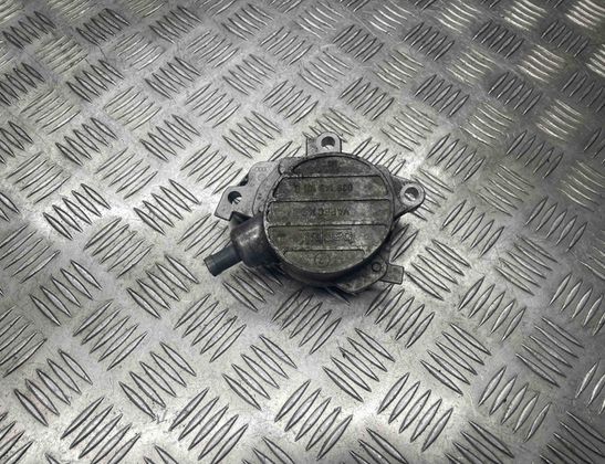 VOLKSWAGEN Golf 4 generation (1997-2006) Vakuumpump 038145101B 25369586