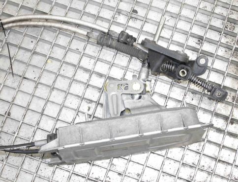 VOLKSWAGEN Scirocco 3 generation (2008-2020) Växlingsmekanism 1K0711049CJ 20666254