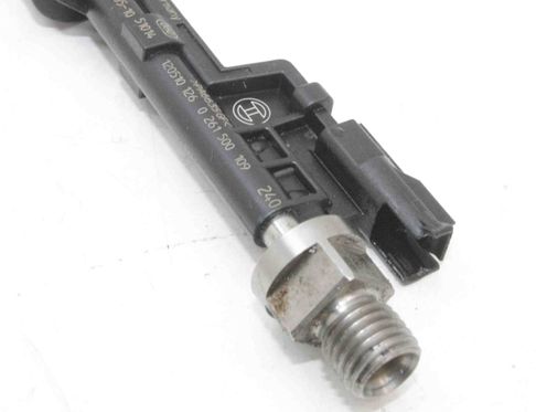 BMW Z4 E89 (2009-2017) Bränsleinsprutare 7597870,0261500109 27532615