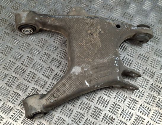 BMW 7 Series F01/F02 (2008-2015) Bakre höger H-formad gaffel 6794876,560912 32983644