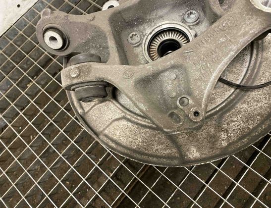 BMW 5 Series G30/G31 (2016-2023) Bakre höger hjulnav 6866338,6861802 20652745