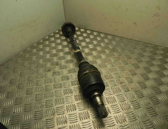 MASERATI Ghibli 3 generation (2013-2024) Bakre höger drivaxel 06700054530,670005453 23457023