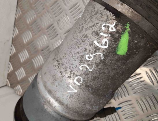 BMW 7 Series F01/F02 (2008-2015) pneumatisk stötdämpare till höger bak 6796930 23493490