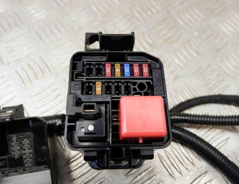 TOYOTA Corolla 12 generation E210 (2019-2024) Säkringsbox 82817-1AB10 29025284