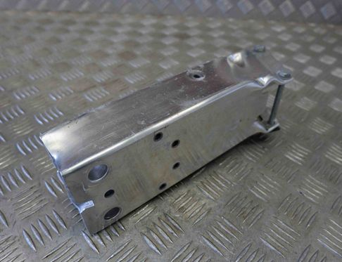 BMW X1 F48/F49 (2015-2023) Stötfångarförstärkningsförlängning höger sida 7406386 29793172