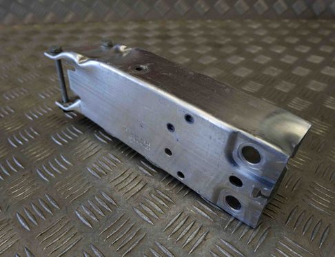 BMW X1 F48/F49 (2015-2023) Stötfångarförstärkningsförlängning höger sida 7406386 29793172