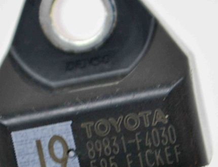TOYOTA C-HR 1 generation (2016-2023) Höger sida stötsensor 89831-F4030 14883819