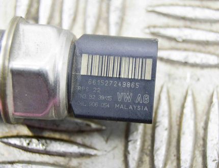 AUDI Q7 4M (2015-2024) Vänster sida Bränsleskena 059130089CS,04L906054 17097931