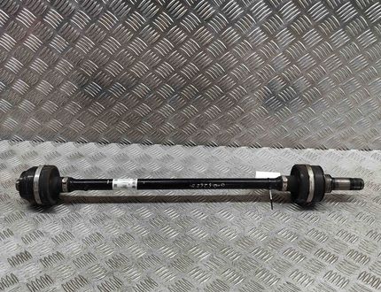 BMW X3 G01 (2017-2024) Bakre höger drivaxel 8679948 29906691