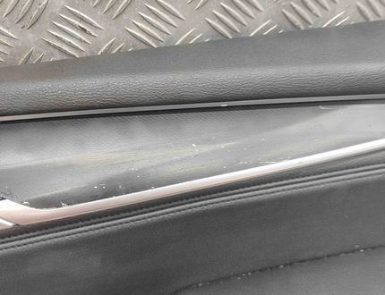 BMW X5 F15 (2013-2018) Främre höger dörrpanel 7292116 31313074