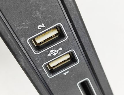 MERCEDES-BENZ C-Class W205/S205/C205 (2014-2023) USB A2058200226 32966170