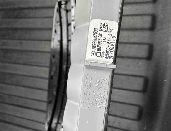 MERCEDES-BENZ C-Class W205/S205/C205 (2014-2023) Extra stoppljus bak A2058690007,A0999067500,A2048200056,A2049066002 28585291