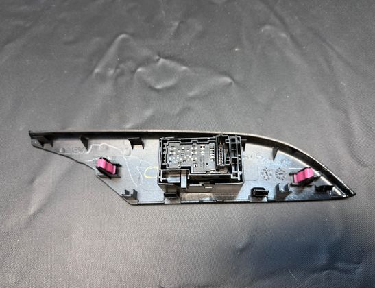 TOYOTA Hilux 8 generation (2015-2024) Bakre höger dörrfönsterkontrollbrytare 742720K400,742720K390 33031745