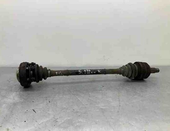 BMW 3 Series E90/E91/E92/E93 (2004-2013) Bakre höger drivaxel 7533446 22662170